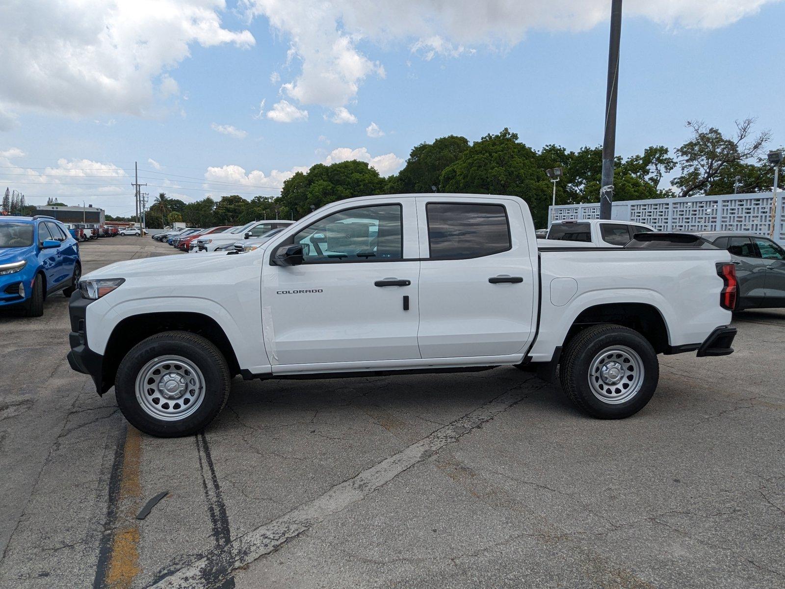 2024 Chevrolet Colorado Vehicle Photo in MIAMI, FL 33172-3015