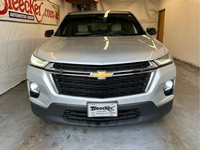 2022 Chevrolet Traverse Vehicle Photo in RED SPRINGS, NC 28377-1640