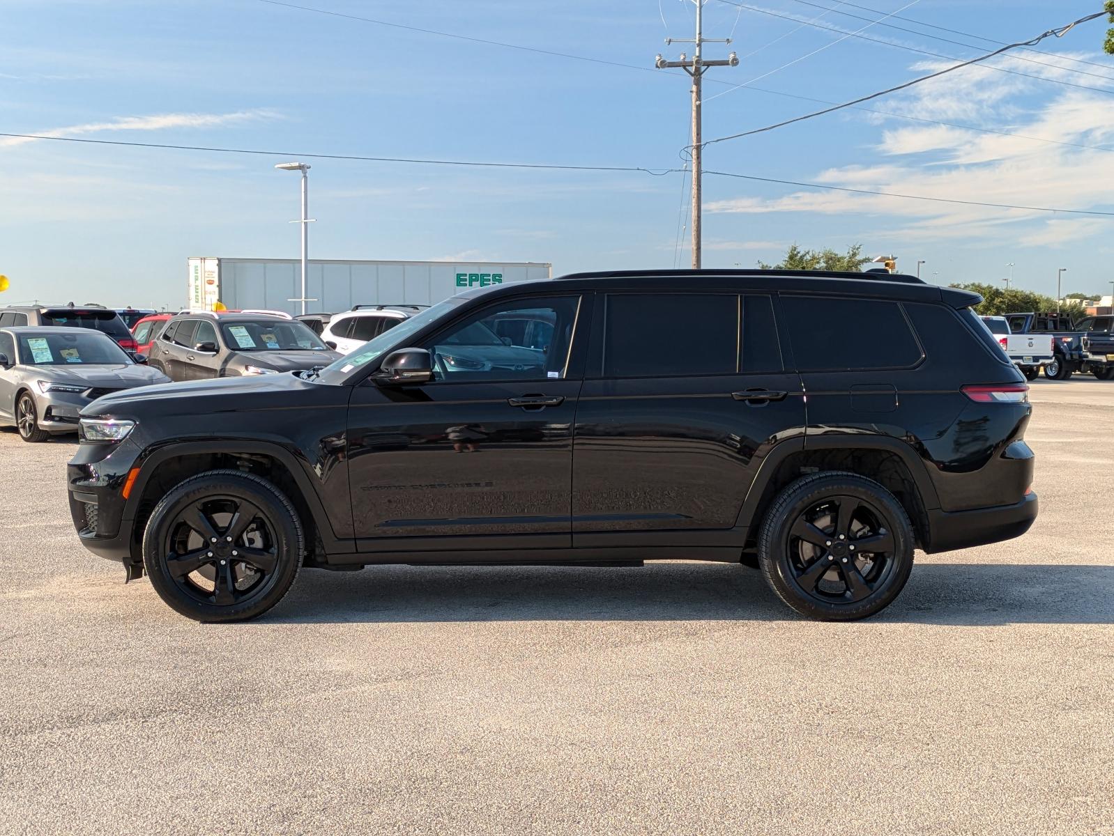 2021 Jeep Grand Cherokee L Vehicle Photo in Seguin, TX 78155