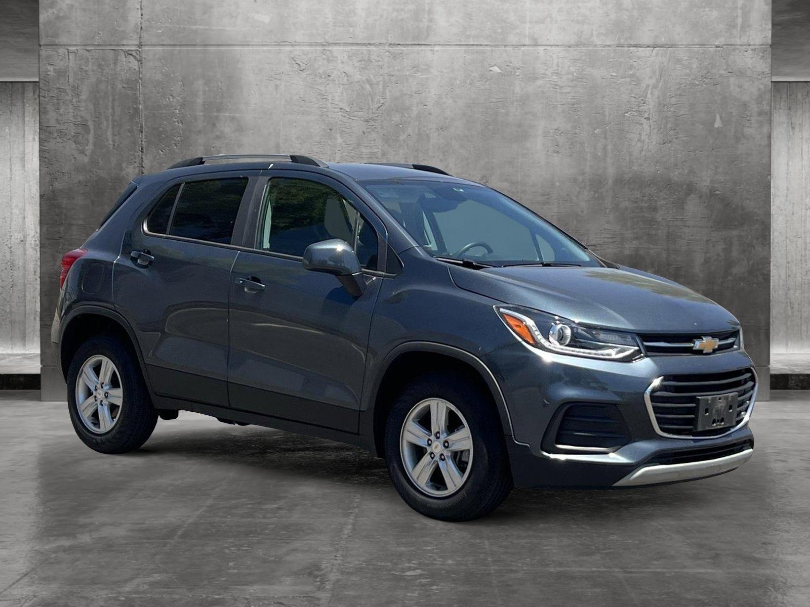 2022 Chevrolet Trax Vehicle Photo in VALENCIA, CA 91355-1705