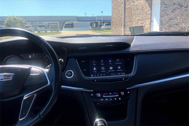 2023 Cadillac XT5 Vehicle Photo in TOPEKA, KS 66609-0000