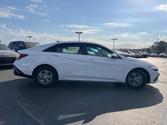 2025 Hyundai ELANTRA Vehicle Photo in O'Fallon, IL 62269