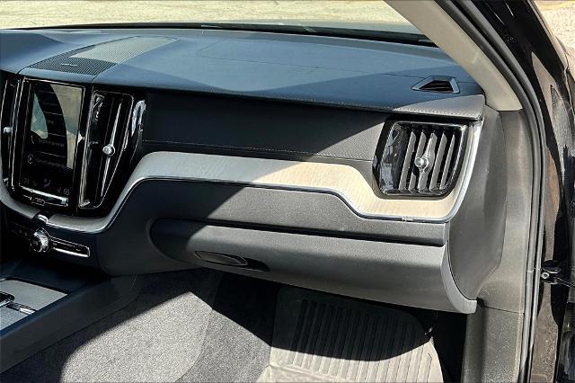 2021 Volvo XC60 Vehicle Photo in Houston, TX 77007