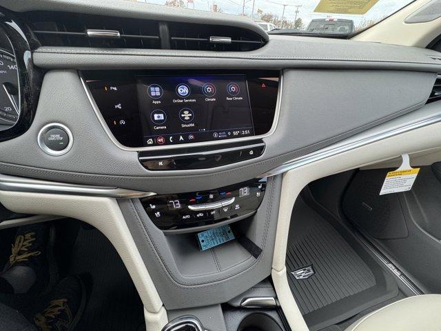 2025 Cadillac XT5 Vehicle Photo in LEOMINSTER, MA 01453-2952