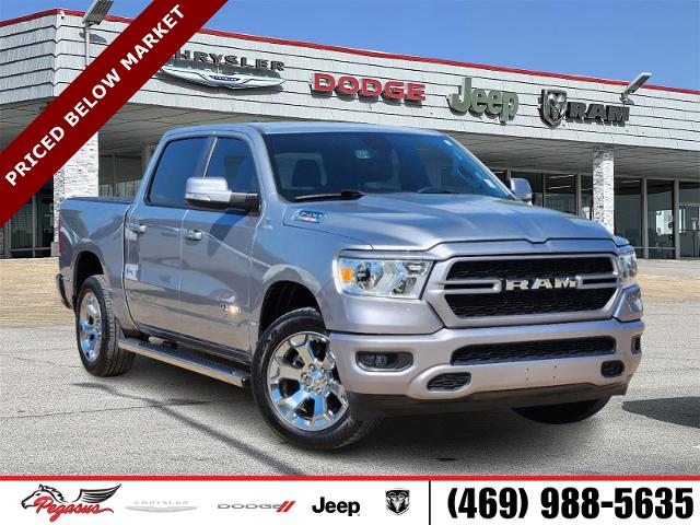 2022 Ram 1500 Vehicle Photo in Ennis, TX 75119-5114