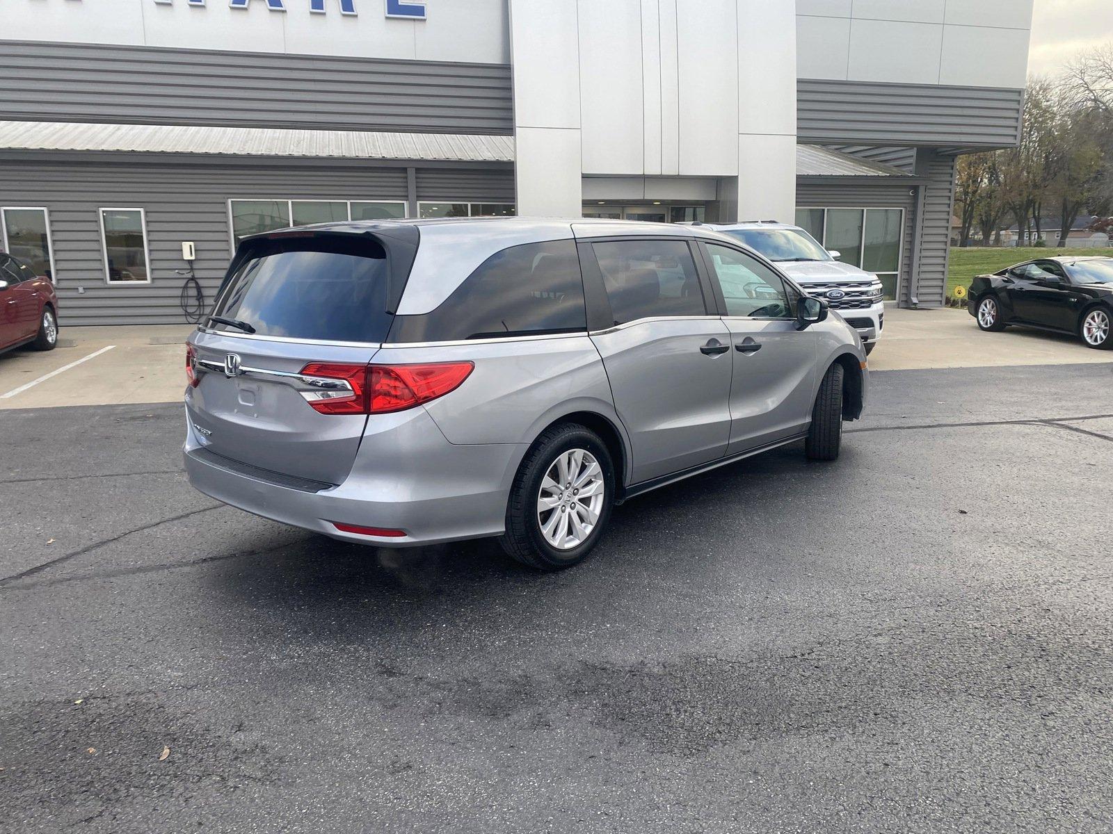 Used 2019 Honda Odyssey LX with VIN 5FNRL6H20KB114222 for sale in Kansas City