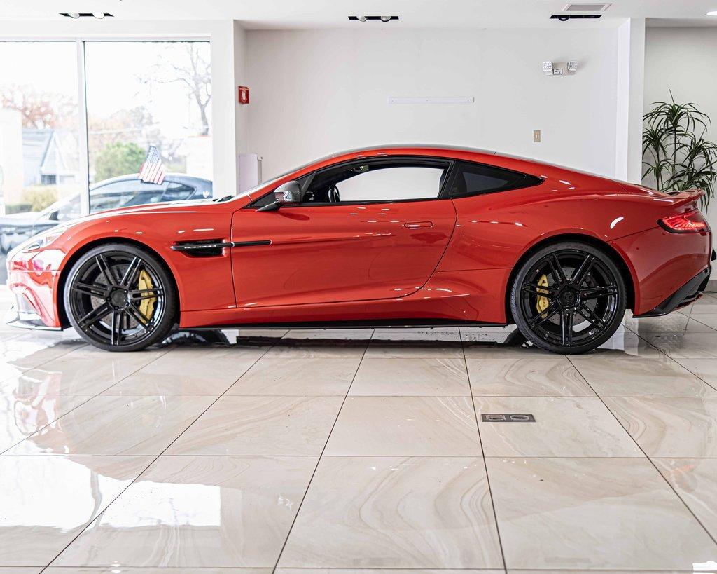 2014 Aston Martin Vanquish Vehicle Photo in Saint Charles, IL 60174