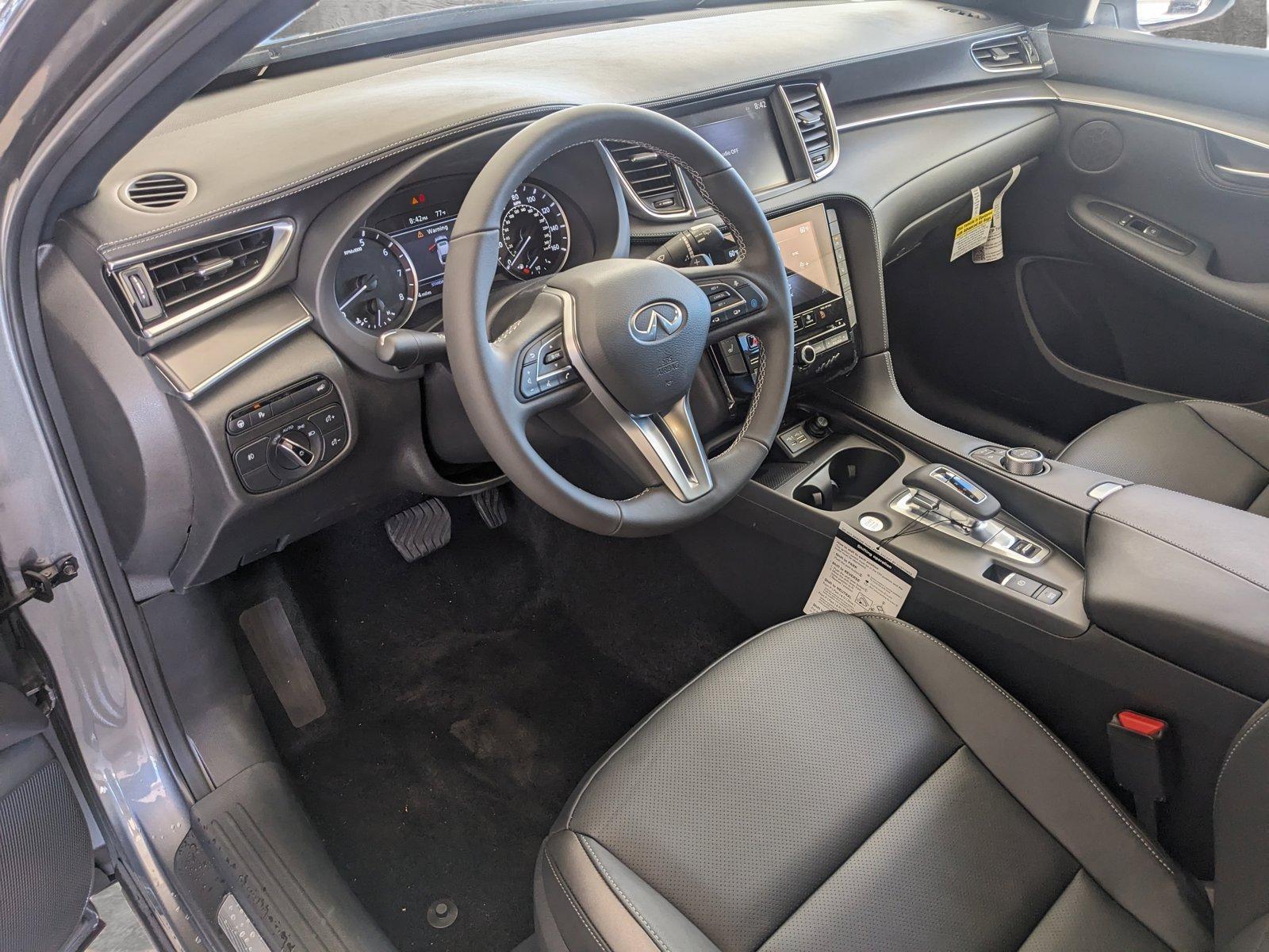 2025 INFINITI QX55 Vehicle Photo in Tustin, CA 92782