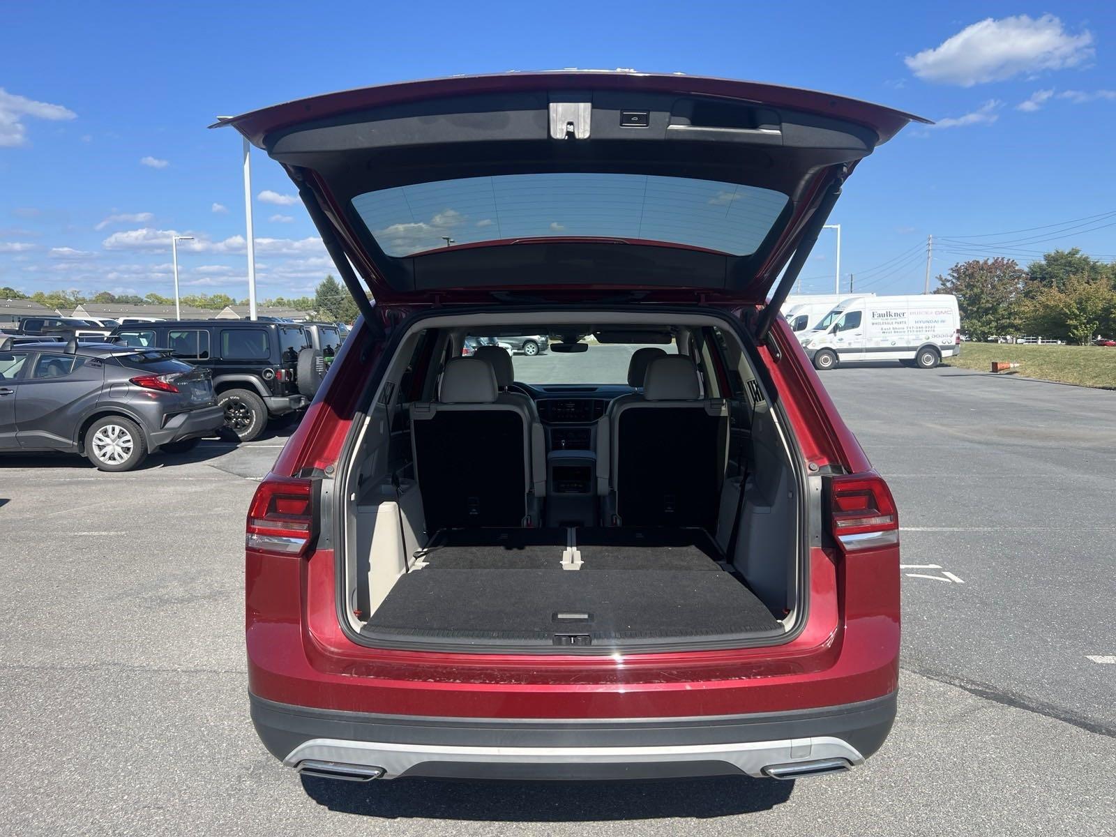 2018 Volkswagen Atlas Vehicle Photo in Mechanicsburg, PA 17050-1707