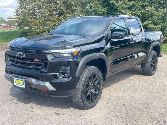 2024 Chevrolet Colorado Vehicle Photo in GREELEY, CO 80634-4125