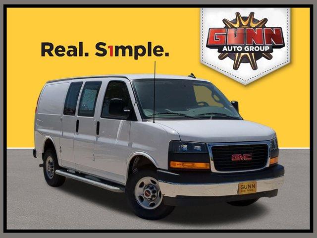 2022 GMC Savana Cargo Van Vehicle Photo in SELMA, TX 78154-1459