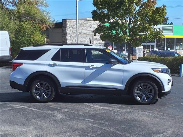 2021 Ford Explorer Vehicle Photo in Saint Charles, IL 60174