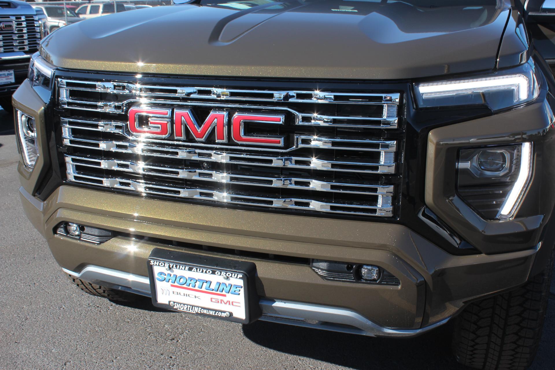 2024 GMC Canyon Vehicle Photo in AURORA, CO 80012-4011