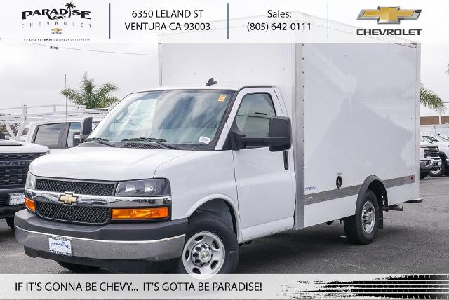 2023 Chevrolet Express Commercial Cutaway Vehicle Photo in VENTURA, CA 93003-8585