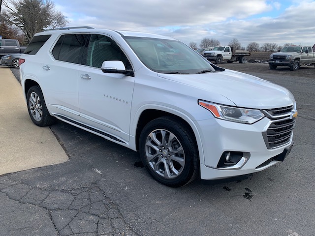 Used 2018 Chevrolet Traverse Premier with VIN 1GNEVJKW5JJ212121 for sale in Williamsfield, IL