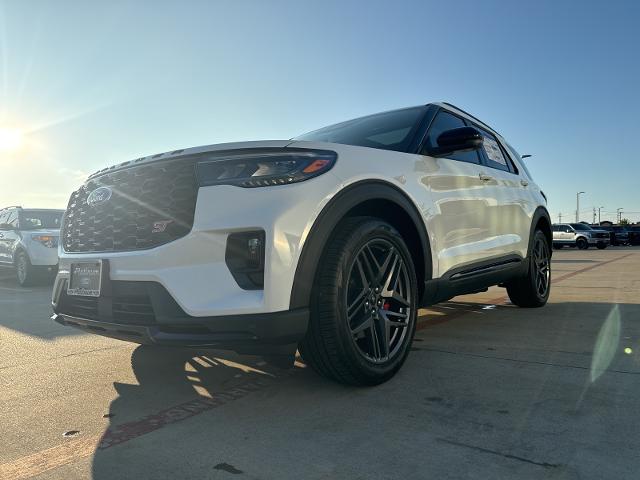 2025 Ford Explorer Vehicle Photo in Terrell, TX 75160