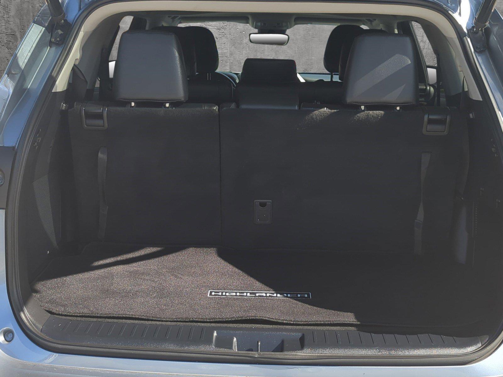 2020 Toyota Highlander Vehicle Photo in Margate, FL 33063