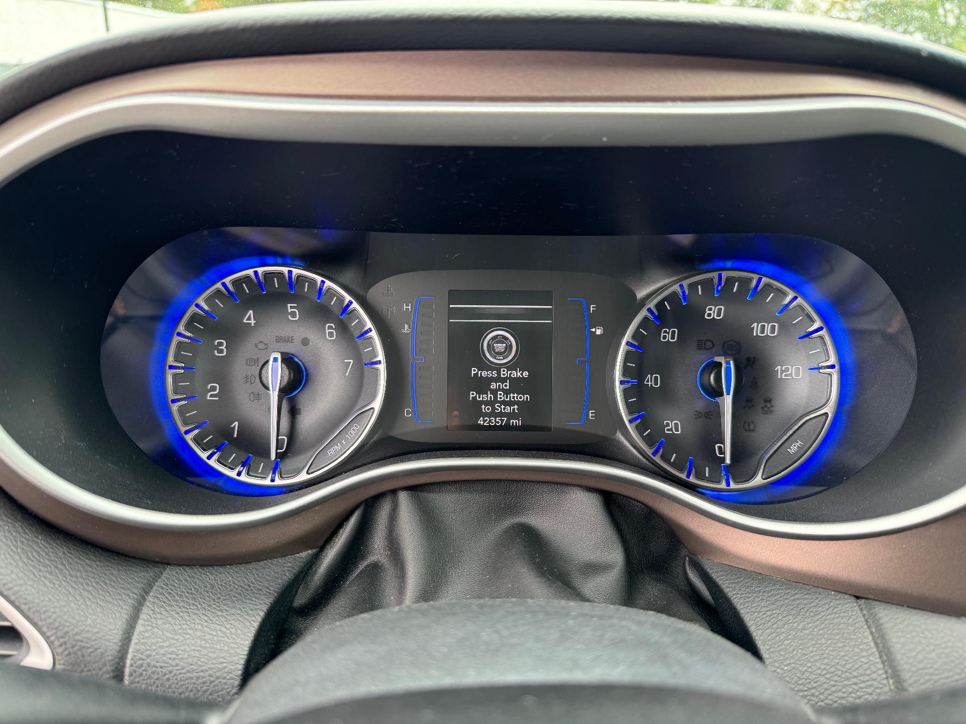 2019 Chrysler Pacifica Vehicle Photo in SOUTH PORTLAND, ME 04106-1997