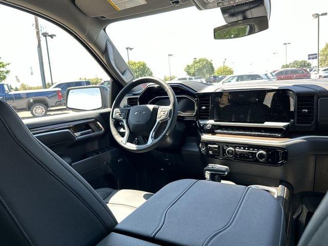 2024 Chevrolet Silverado 1500 Vehicle Photo in GREELEY, CO 80634-4125