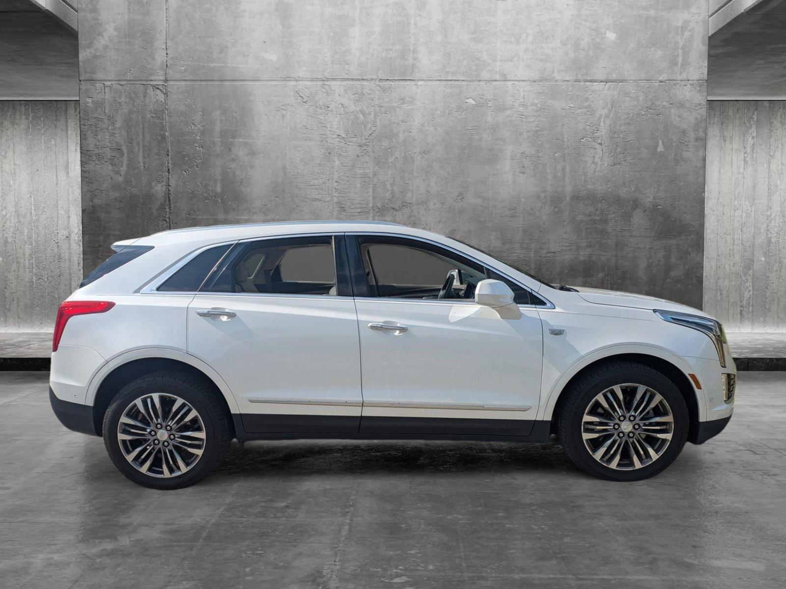 2018 Cadillac XT5 Vehicle Photo in Sarasota, FL 34231