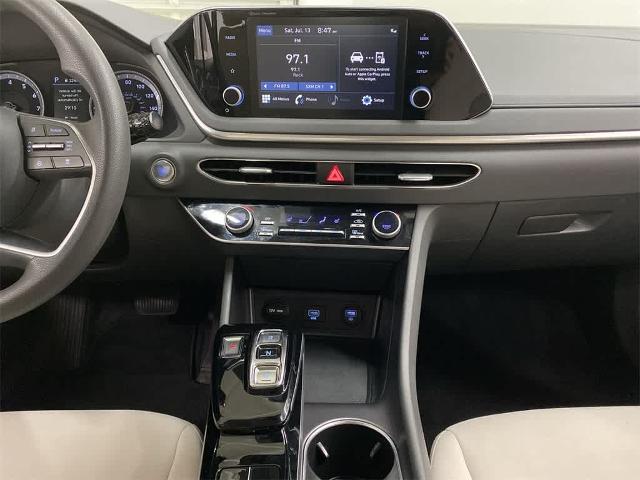 2022 Hyundai Sonata Vehicle Photo in PORTLAND, OR 97225-3518