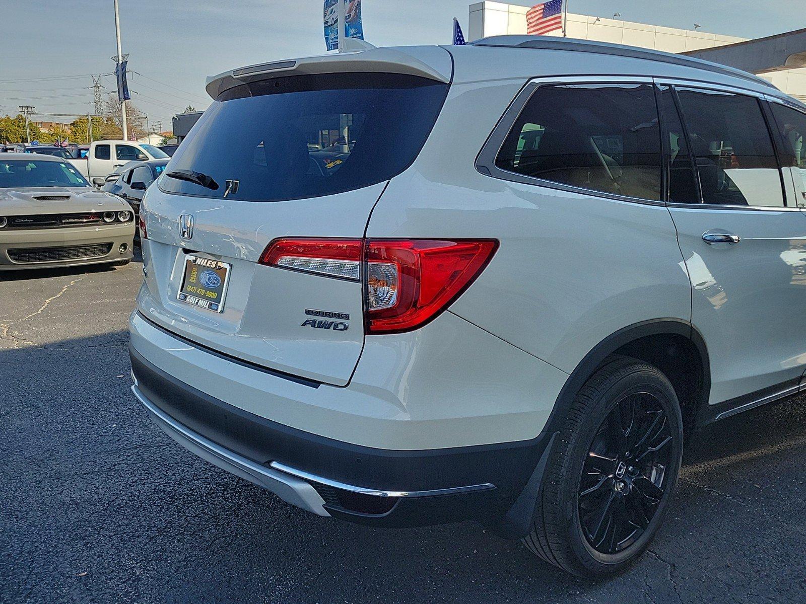 2019 Honda Pilot Vehicle Photo in Saint Charles, IL 60174