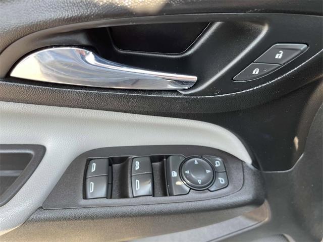 2021 Chevrolet Equinox Vehicle Photo in ALCOA, TN 37701-3235