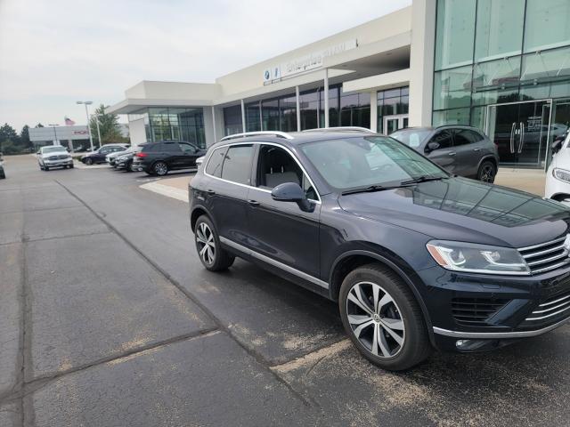 2017 Volkswagen Touareg Vehicle Photo in Appleton, WI 54913