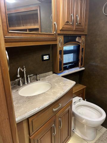 2015 Entegra Rv 42RBQ Vehicle Photo in GLENSHAW, PA 15116-1739