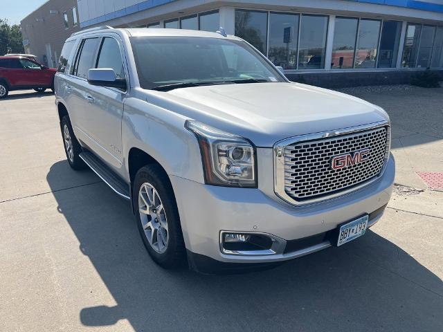 Used 2017 GMC Yukon Denali with VIN 1GKS2CKJ3HR306132 for sale in Pipestone, Minnesota