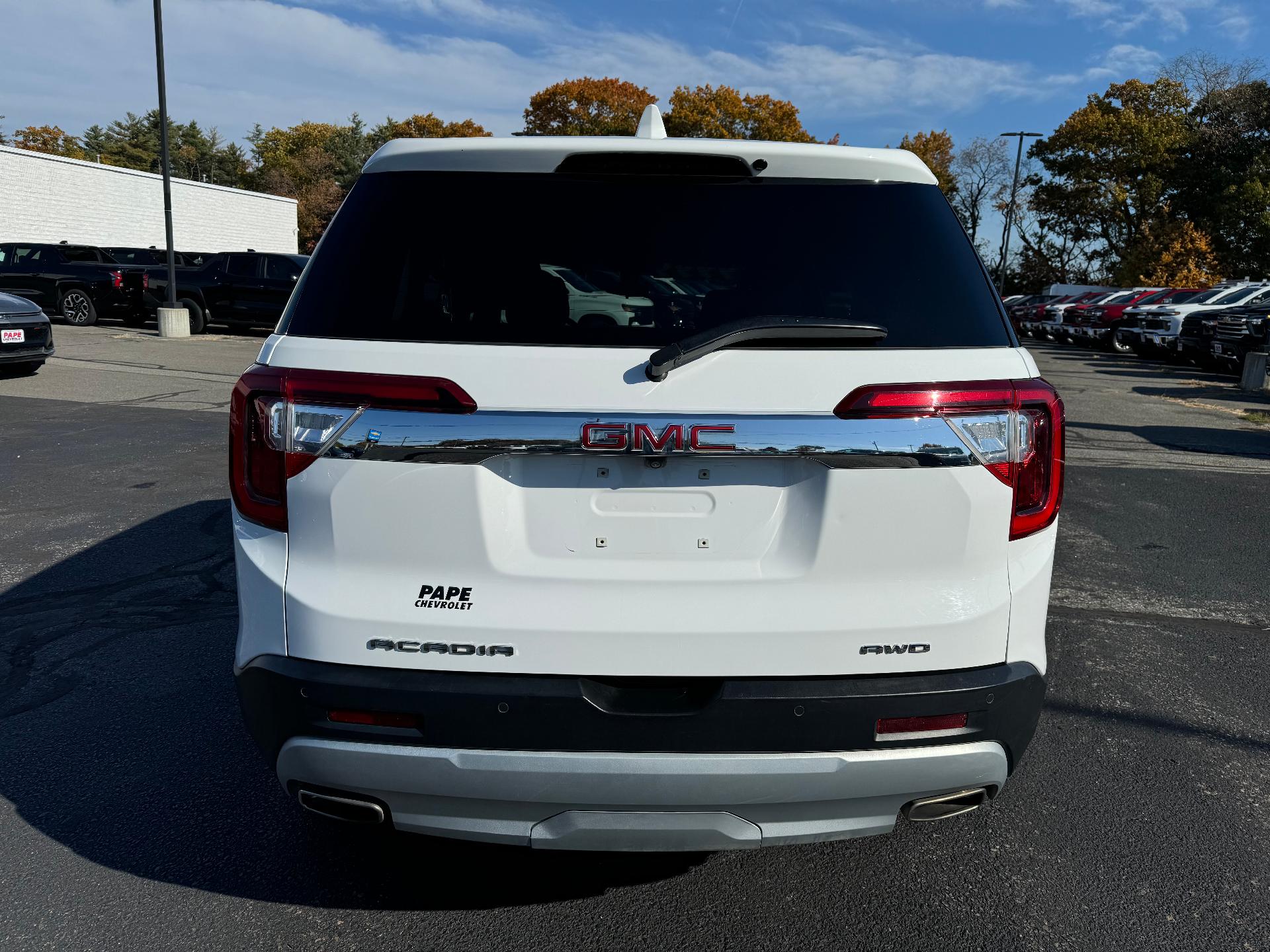 2023 GMC Acadia Vehicle Photo in SOUTH PORTLAND, ME 04106-1997