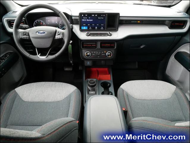 2024 Ford Maverick Vehicle Photo in MAPLEWOOD, MN 55119-4794