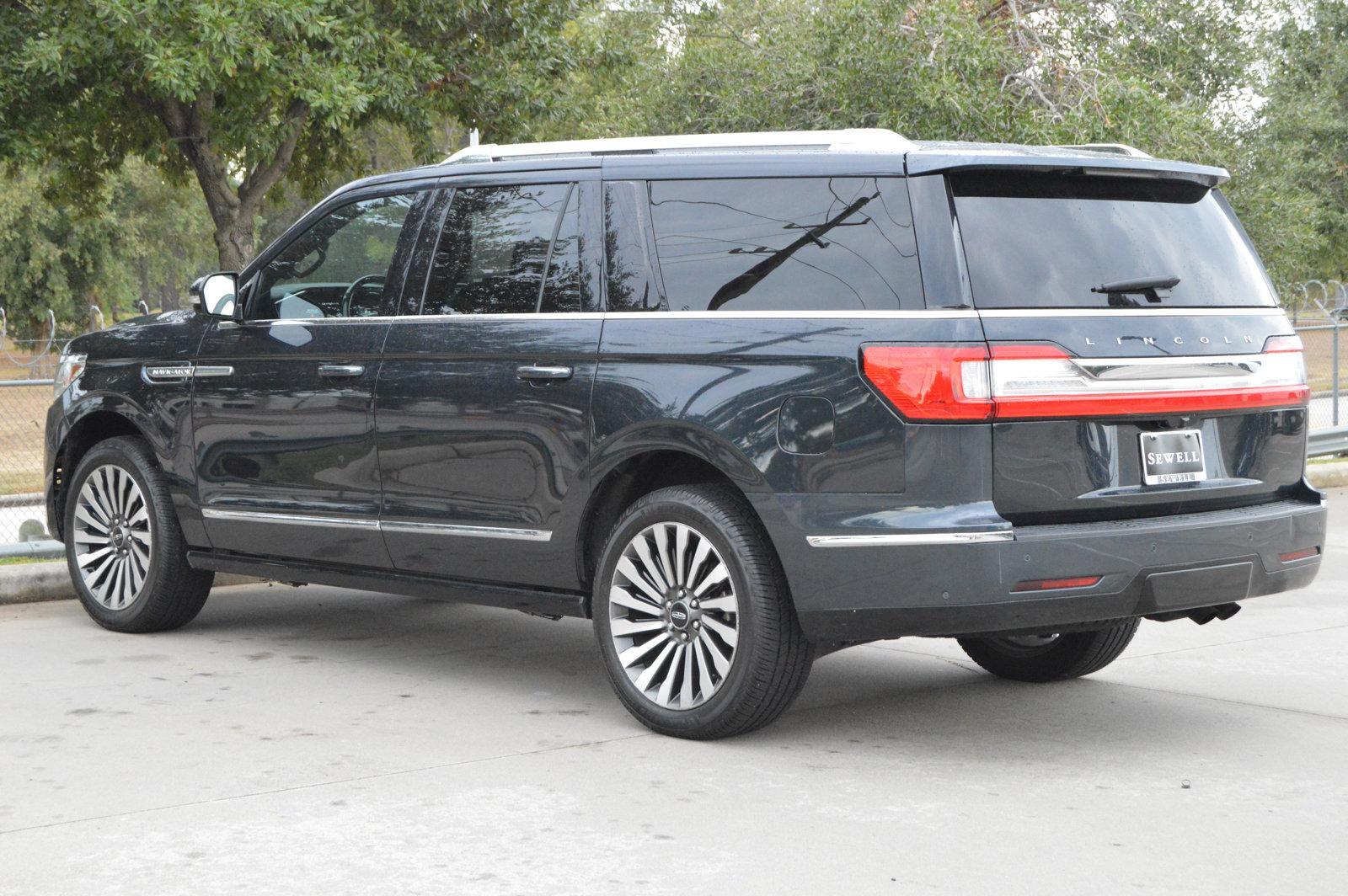 2021 Lincoln Navigator L Vehicle Photo in Houston, TX 77090