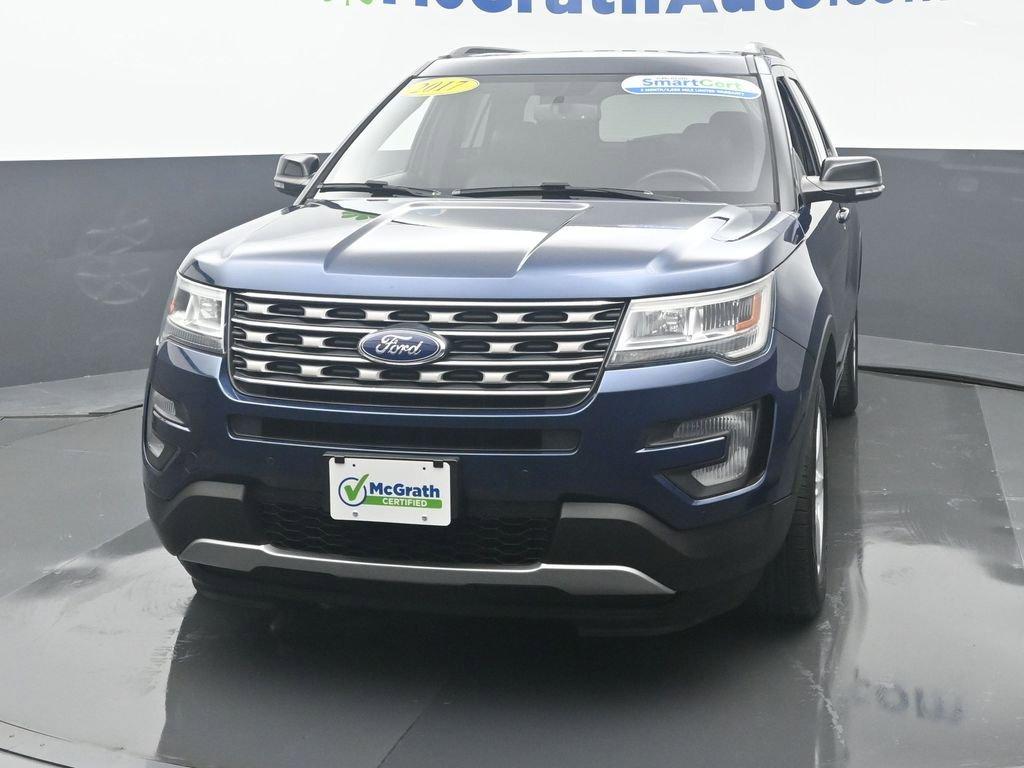 2017 Ford Explorer Vehicle Photo in Cedar Rapids, IA 52402