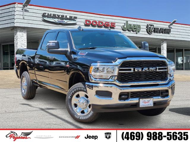 2024 Ram 2500 Vehicle Photo in Ennis, TX 75119-5114