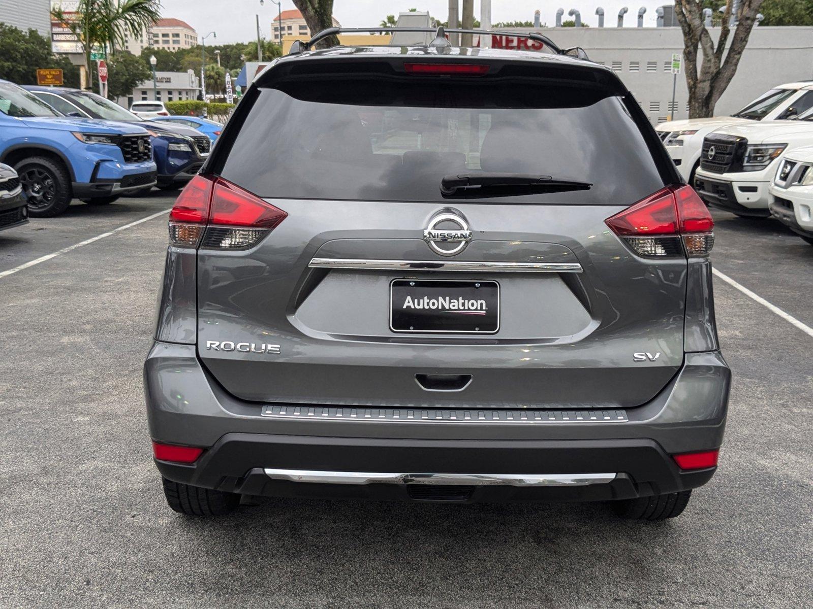 2017 Nissan Rogue Vehicle Photo in Miami, FL 33135