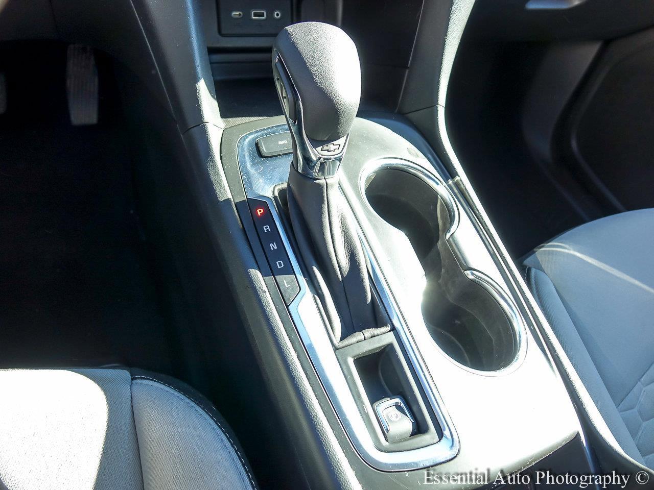 2021 Chevrolet Equinox Vehicle Photo in Saint Charles, IL 60174