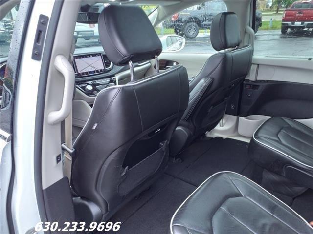 2022 Chrysler Pacifica Vehicle Photo in Saint Charles, IL 60174