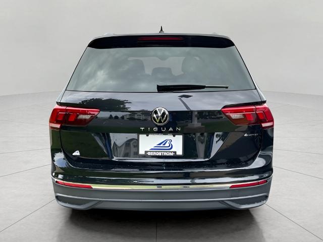 2024 Volkswagen Tiguan Vehicle Photo in Oshkosh, WI 54904