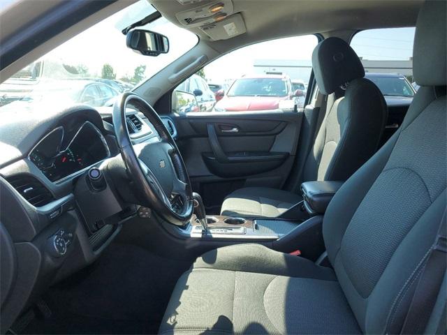 2015 Chevrolet Traverse Vehicle Photo in GRAND BLANC, MI 48439-8139