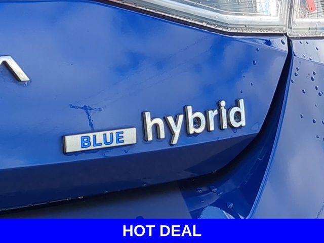 2022 Hyundai ELANTRA Hybrid Vehicle Photo in Merrillville, IN 46410-5311