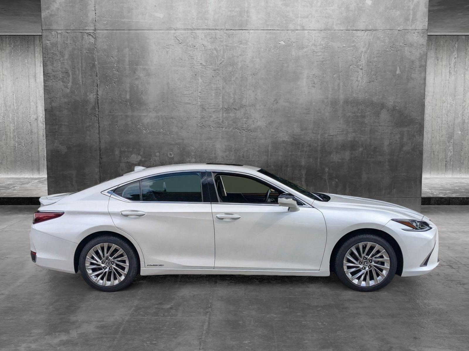 2020 Lexus ES 300h Vehicle Photo in West Palm Beach, FL 33417