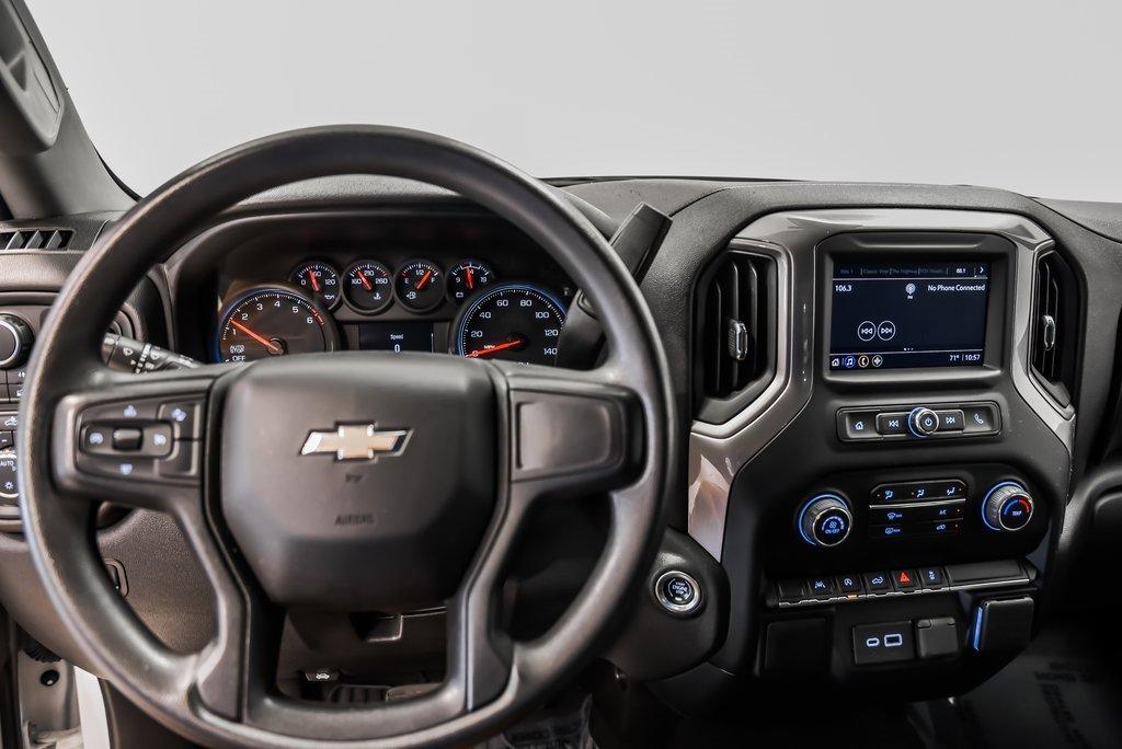 2022 Chevrolet Silverado 1500 Vehicle Photo in AKRON, OH 44320-4088