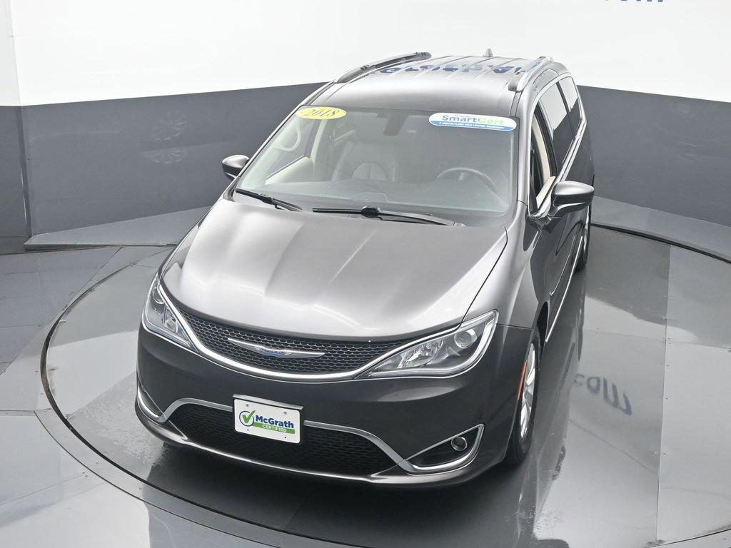 2018 Chrysler Pacifica Vehicle Photo in Cedar Rapids, IA 52402