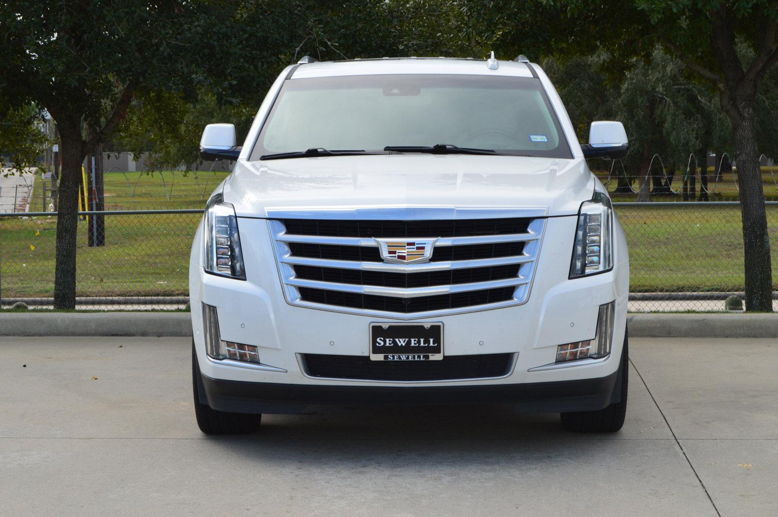 2018 Cadillac Escalade Vehicle Photo in Houston, TX 77090