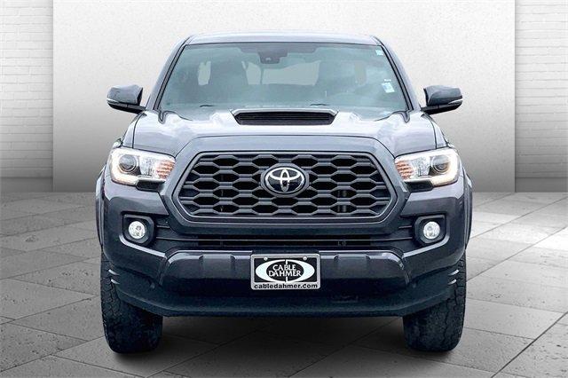 Used 2021 Toyota Tacoma TRD Sport with VIN 5TFCZ5AN4MX264846 for sale in Kansas City