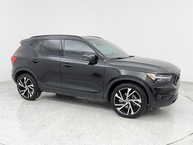 2022 Volvo XC40 Vehicle Photo in Grapevine, TX 76051