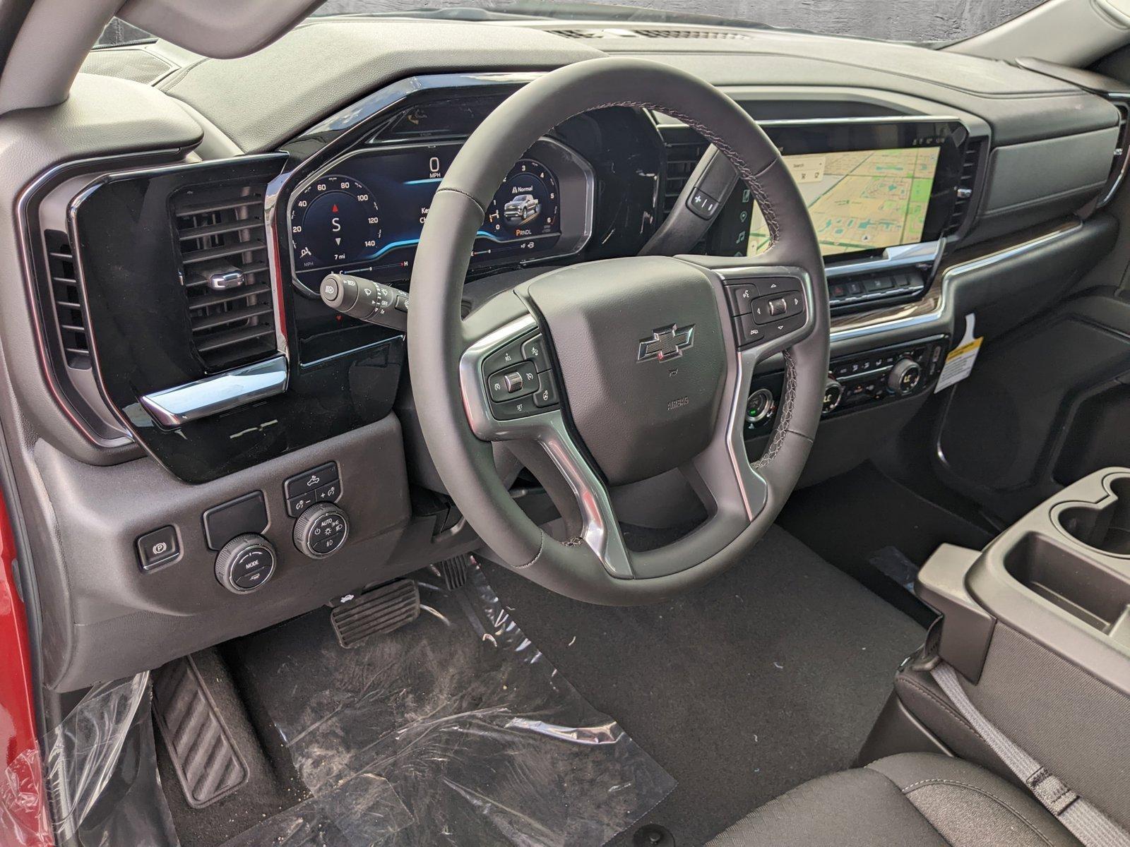 2024 Chevrolet Silverado 1500 Vehicle Photo in PEMBROKE PINES, FL 33024-6534