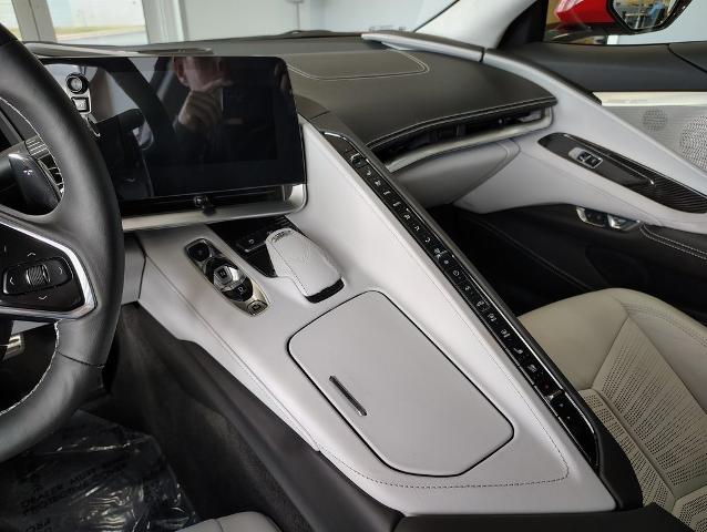 2024 Chevrolet Corvette Stingray Vehicle Photo in GREEN BAY, WI 54304-5303