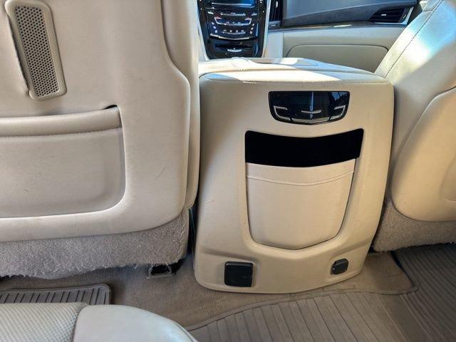 2019 Cadillac Escalade ESV Vehicle Photo in MEDINA, OH 44256-9631